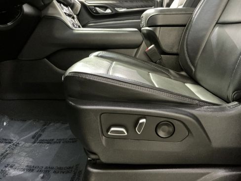 Used 2023 GMC Yukon Denali image 22