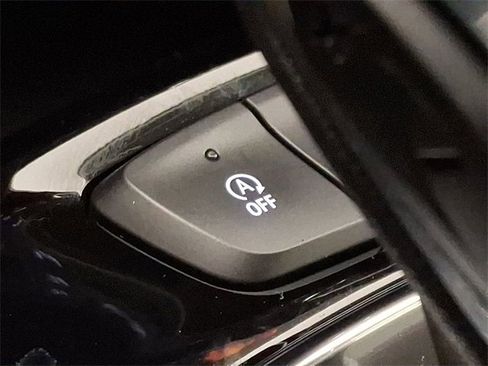 Used 2025 Chevrolet Trax ACTIV w/ Driver Confidence Package image 23