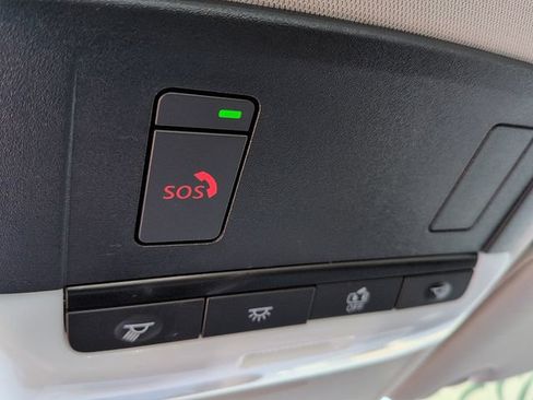 Used 2025 Nissan Altima 2.5 SV FWD image 25