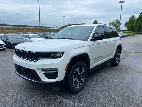 Used 2024 Jeep Grand Cherokee Limited 4xe AWD/4WD image 2