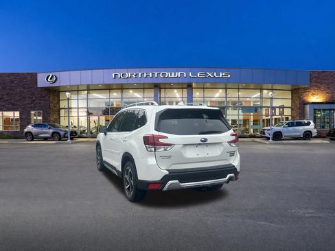 Used 2022 Subaru Forester Touring AWD/4WD image 22