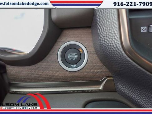 New 2025 RAM 1500 Limited w/ Trailer Tow Group image 19