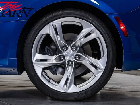 Used 2019 Chevrolet Camaro SS RWD image 18