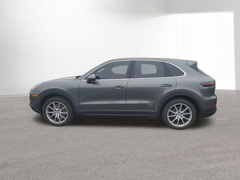 Used 2021 Porsche Cayenne AWD/4WD image 5