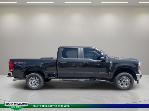 Used 2024 Ford F350 XL AWD/4WD image 4