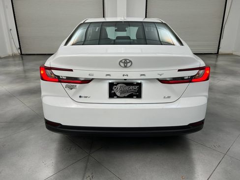 Used 2025 Toyota Camry LE FWD image 8