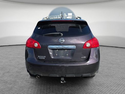 Used 2015 Nissan Rogue S w/ Convenience Package AWD/4WD image 5