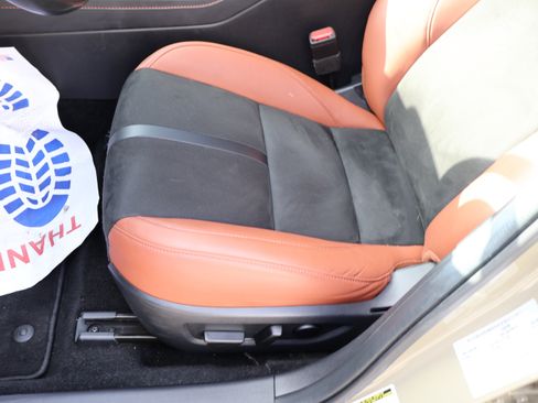 Used 2024 MAZDA CX-30 Carbon image 41