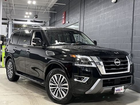 Used 2022 Nissan Armada SL image 2