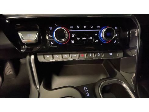 Used 2023 GMC Sierra 1500 Denali w/ Denali Reserve Package AWD/4WD image 14
