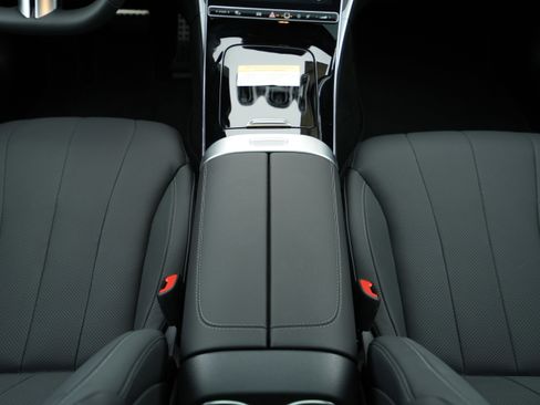 New 2026 Mercedes-Benz CLE 450 4MATIC Coupe image 28