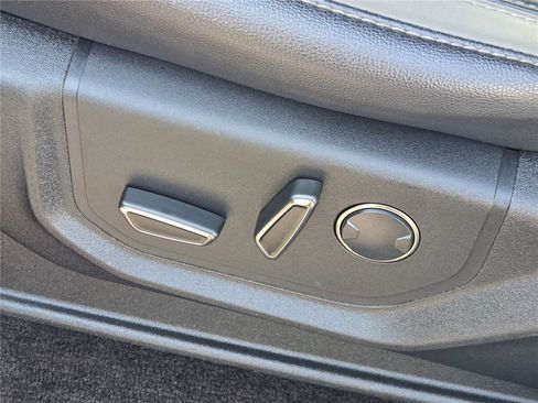 Used 2018 Ford F150 Raptor w/ Equipment Group 802A Luxury image 29