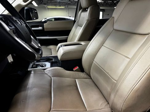 Used 2017 Toyota Tundra Limited AWD/4WD image 10