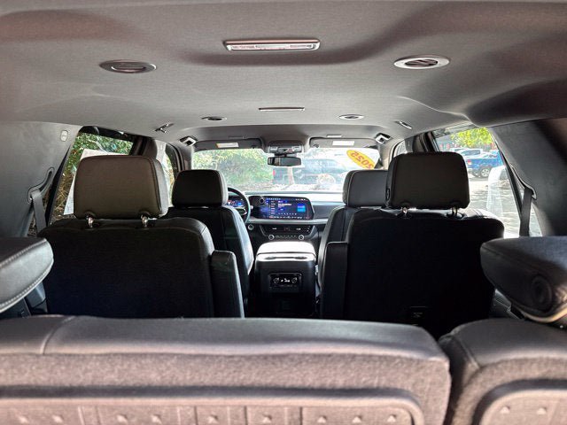 Used 2025 Chevrolet Tahoe Premier AWD/4WD image 26