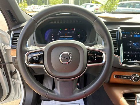 Certified 2024 Volvo XC90 T8 Plus w/ Protection Package Premier image 23