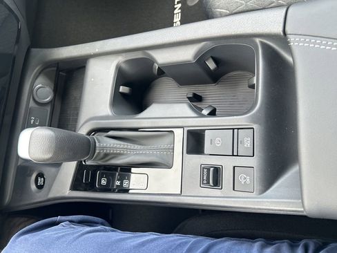 New 2026 Nissan Sentra SV FWD image 13