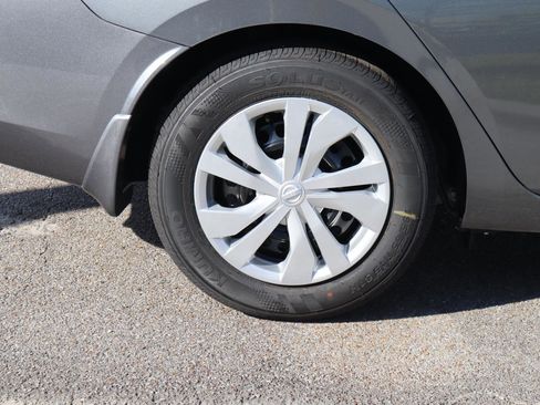 Used 2025 Nissan Versa S w/ Trunk Package image 7