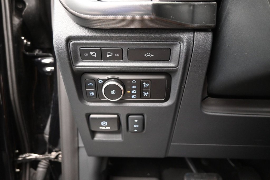 Used 2024 Ford F150 Platinum w/ FX4 Off-Road Package AWD/4WD image 15