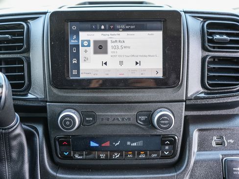 Used 2023 RAM ProMaster 2500 image 14