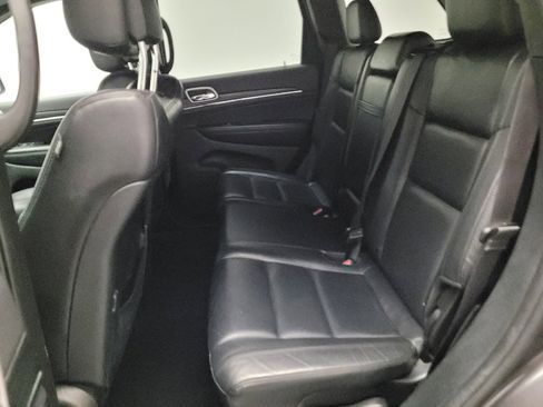 Used 2020 Jeep Grand Cherokee Limited AWD/4WD image 18
