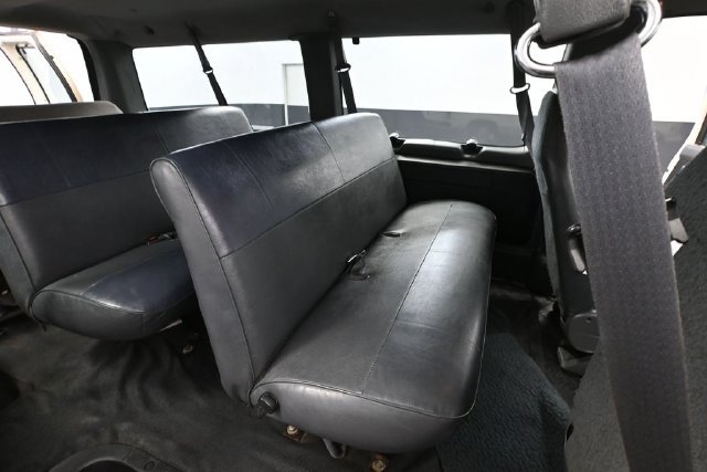 Used 1995 Ford E-150 and Econoline 150 Club Wagon RWD image 27