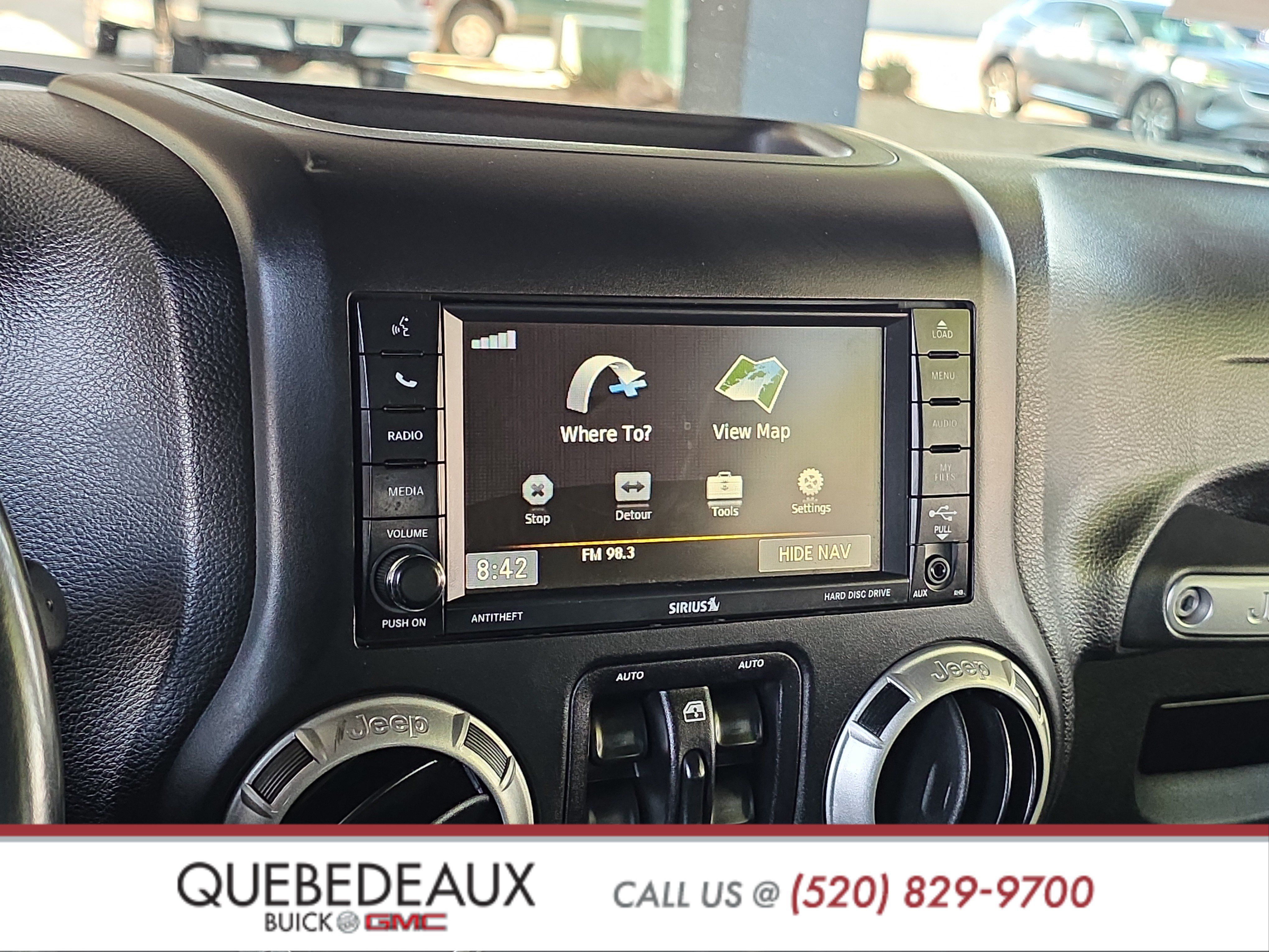 Used 2015 Jeep Wrangler Unlimited Rubicon w/ Dual Top Group AWD/4WD image 17