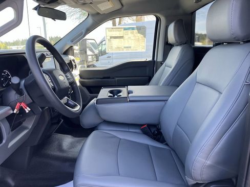 New 2024 Ford F450 XL w/ XL Chrome Package image 4