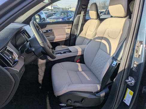 New 2026 Volvo XC90 T8 Plus w/ Protection Package Premier image 15