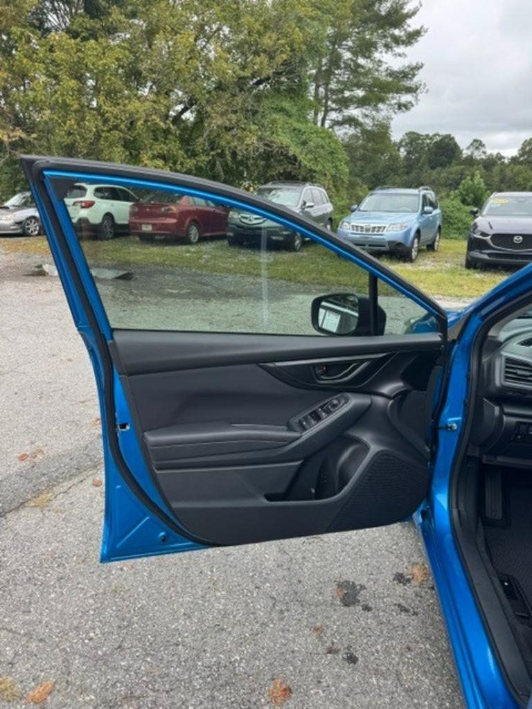 Used 2023 Subaru Impreza 2.0i AWD/4WD image 7