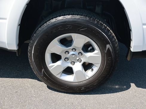 Used 2025 RAM 1500 Big Horn AWD/4WD image 10