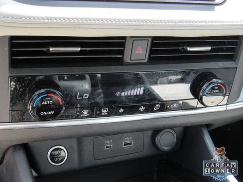 Certified 2023 Nissan Rogue SV FWD image 24
