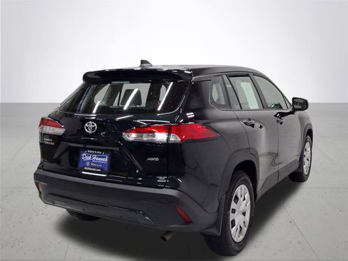 Used 2024 Toyota Corolla Cross L image 13