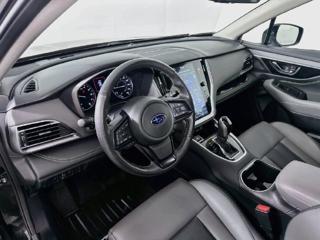 Used 2024 Subaru Outback Onyx Edition XT AWD/4WD image 3
