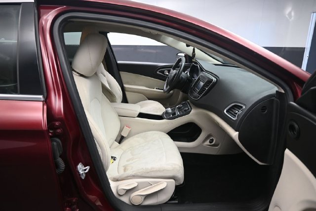 Used 2016 Chrysler 200 Limited w/ Convenience Group FWD image 23