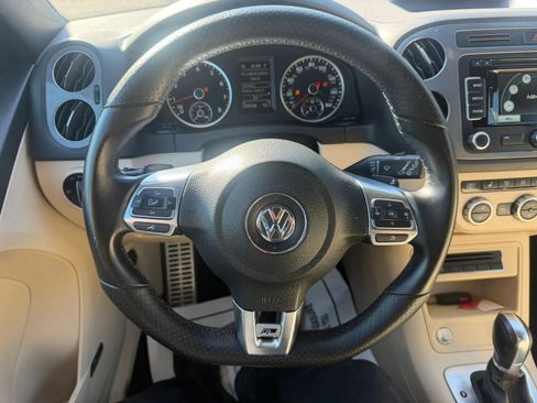 Used 2014 Volkswagen Tiguan R-Line FWD image 12