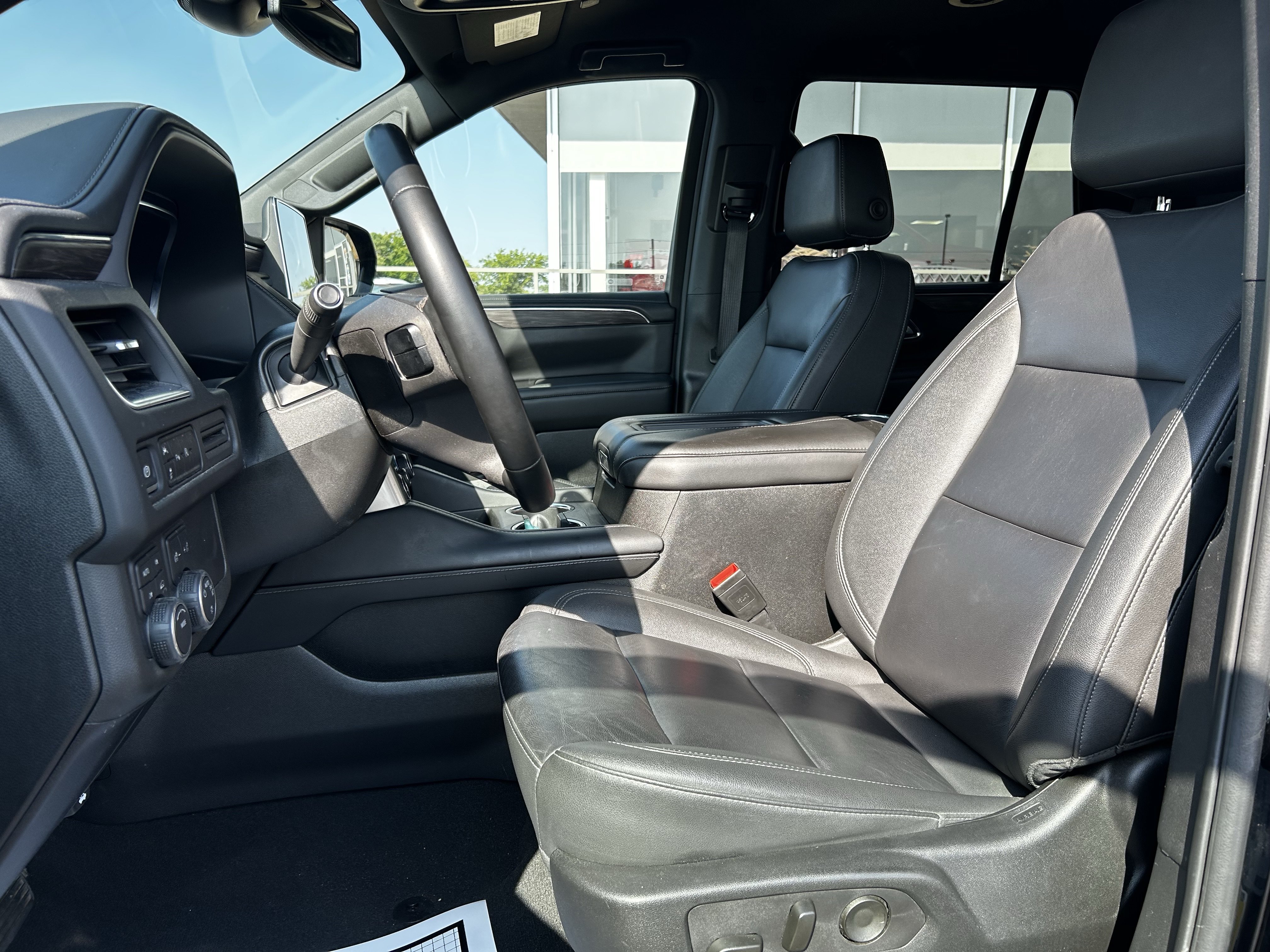 Used 2024 Chevrolet Tahoe LT AWD/4WD image 13