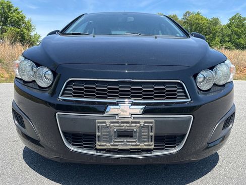 Used 2016 Chevrolet Sonic LT FWD image 7