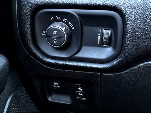 Used 2022 RAM 1500 Big Horn image 14