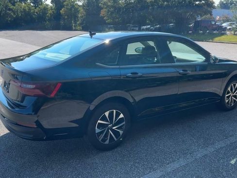 Used 2024 Volkswagen Jetta S image 2