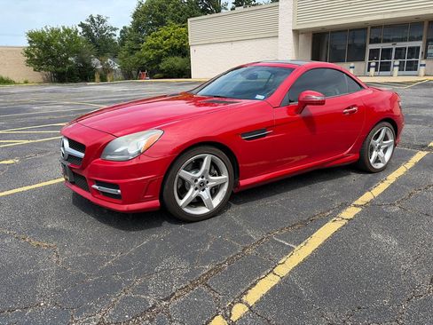 Used 2014 Mercedes-Benz SLK 350 image 2