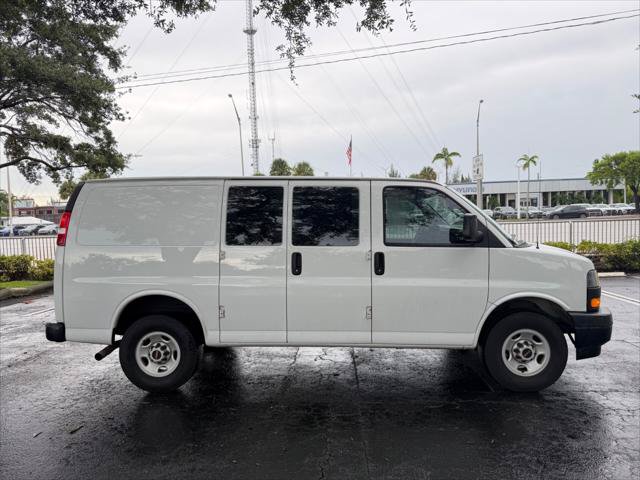 Used 2023 GMC Savana 2500 w/ Driver Convenience Package RWD image 9