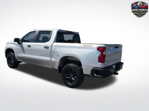 Used 2022 Chevrolet Silverado 1500 Custom Trail Boss AWD/4WD image 4
