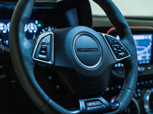 Used 2021 Chevrolet Camaro ZL1 RWD image 23