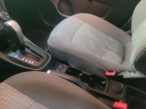 Used 2020 Chevrolet Sonic LT image 26