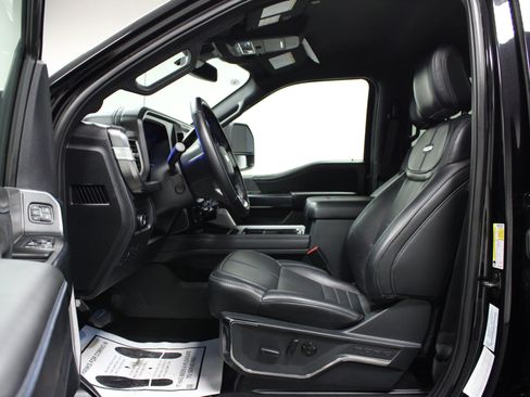 Used 2025 Ford F250 Platinum AWD/4WD image 12