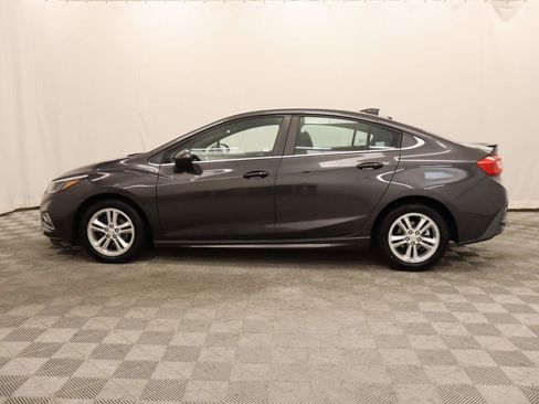 Used 2016 Chevrolet Cruze LT w/ Sun And Sound Package FWD image 2