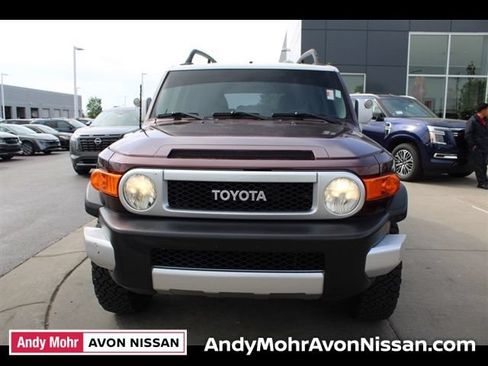 Used 2007 Toyota FJ Cruiser 4WD image 2