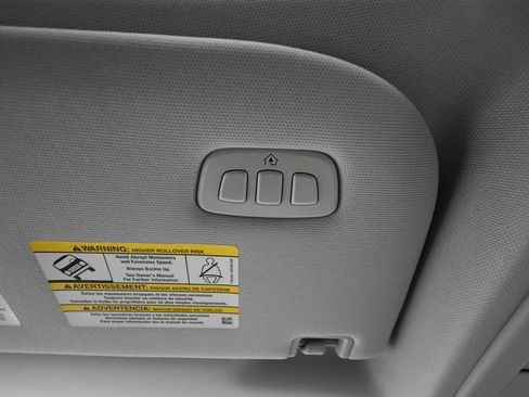 Used 2025 Ford Expedition Active image 25