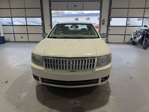 Used 2008 Lincoln MKZ AWD image 3