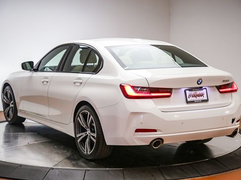 Used 2023 BMW 330i Sedan w/ Driving Assistance Package RWD image 5